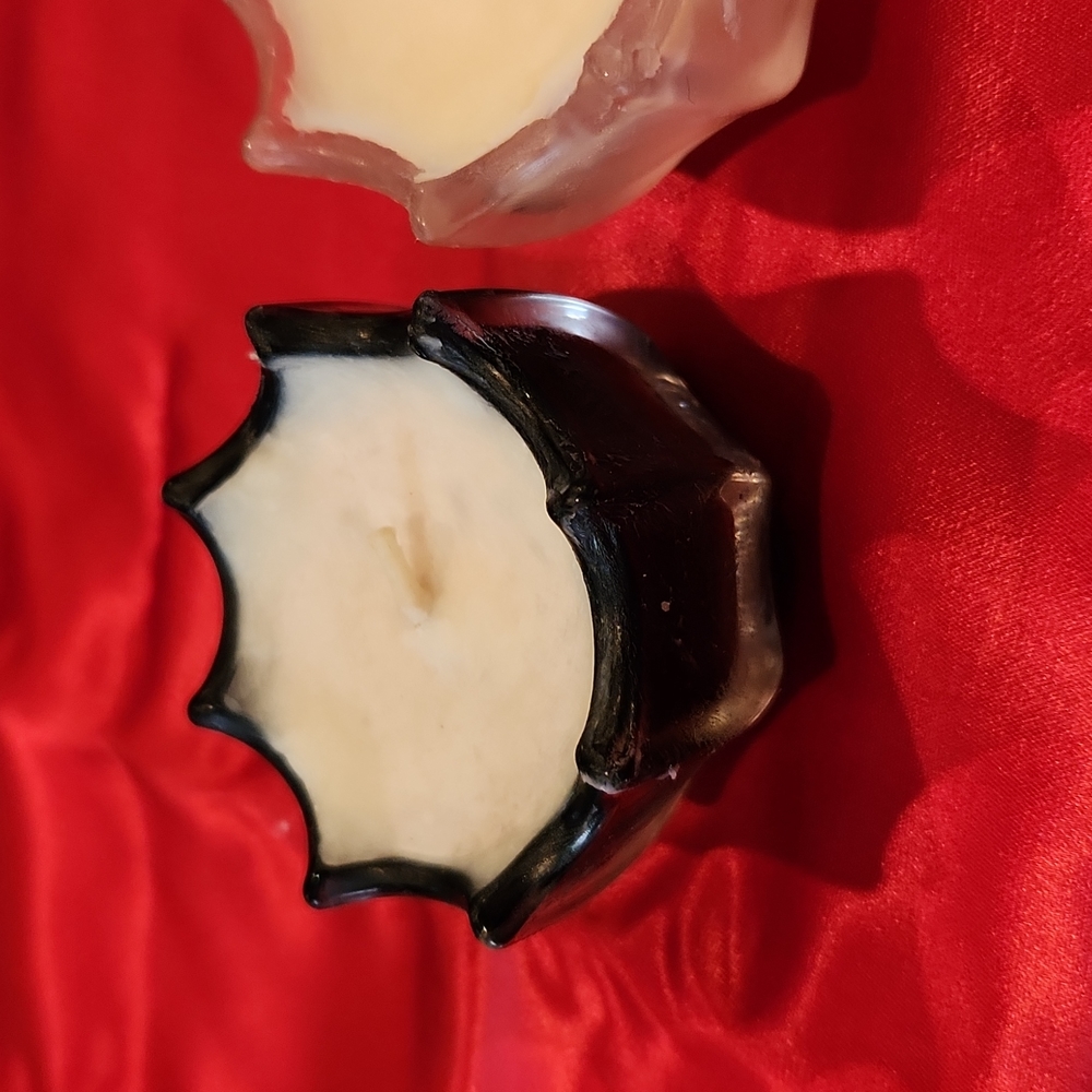 D.L. & CO. FLORAL SCALLOP CANDLE SET OF 4, 2OZ EACH - Picture 16 of 16